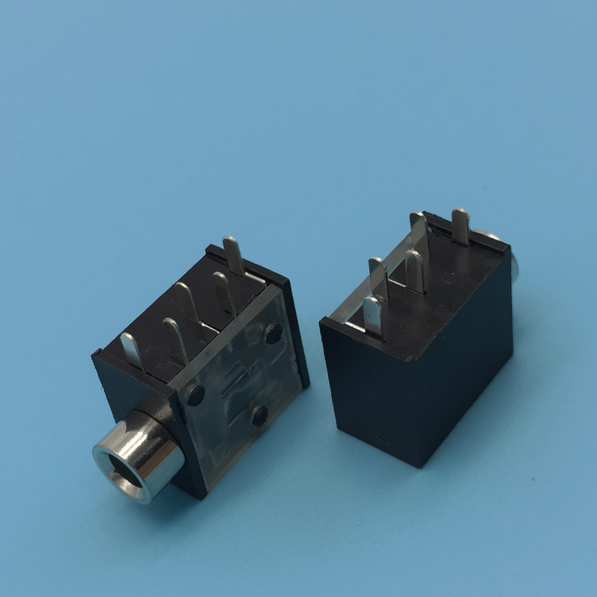 耳机插座；料号：21A3000000PZ；客户订单：4100105164（50）；CGDD-20250301-00019